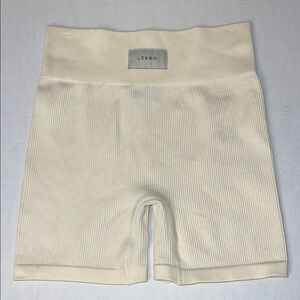 LEBOD RIBBED BIKER SHORTS CREAM SIZE LARGE